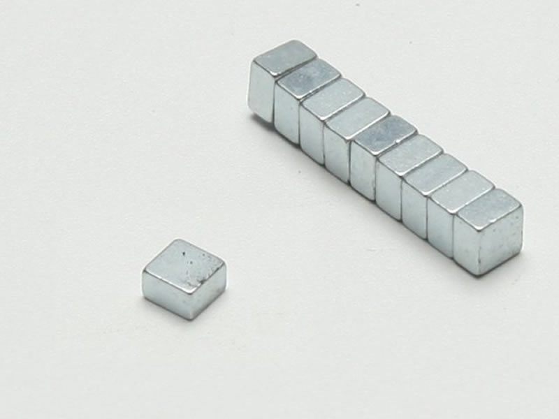 Magnet 5 x 5 x 3 mm (VE = 10 St.)